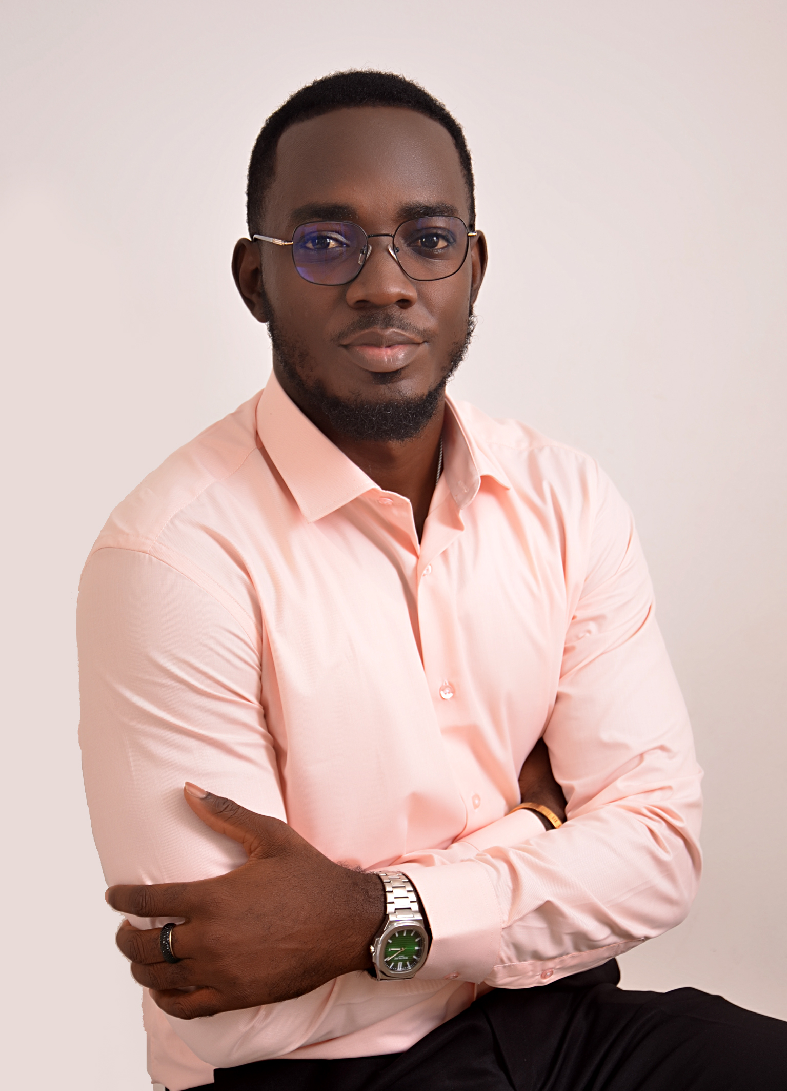 Houekpo Dannon Gilchris, fondateur de HG Astuces IA